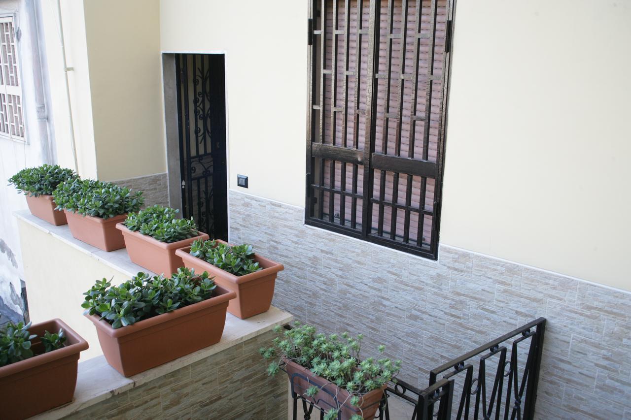 Appartement Casa Carmen à Naples Extérieur photo